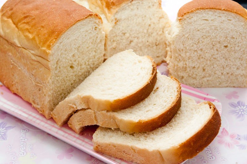 Bánh mì lên men được làm từ ngũ cốc lên men.
