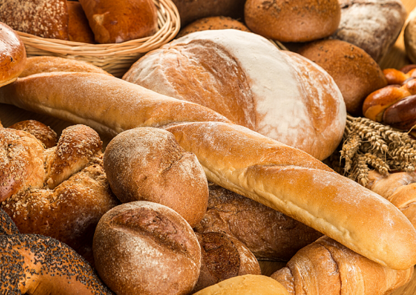 Bánh mì hạt nảy mầm được làm từ những loại ngũ cốc nảy mầm.